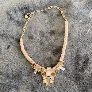 NWOT statement necklace